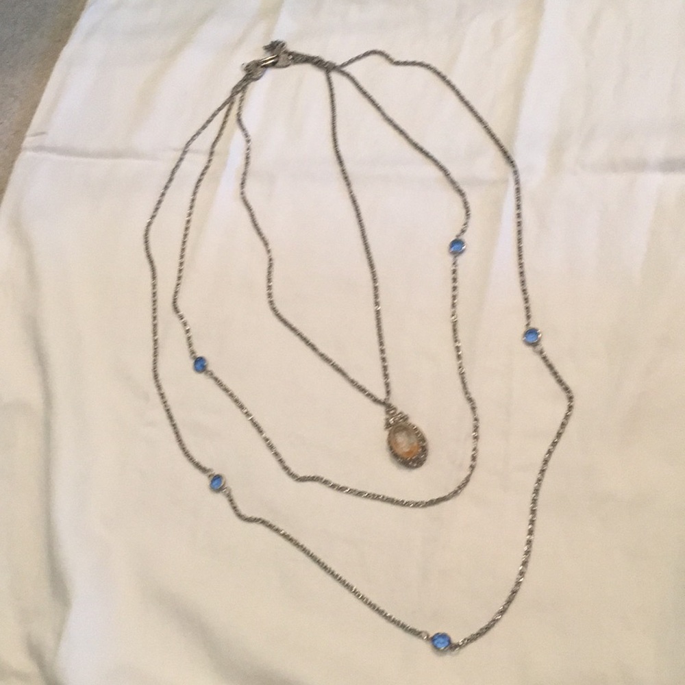 Three strand necklace. Vintage costume